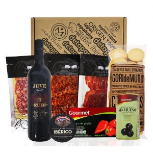 Geschenkbox mit Mallorquinischem Wein, detapasbox Mallorca. Geschenkset Mallorcafans mit Wein aus Binissalem